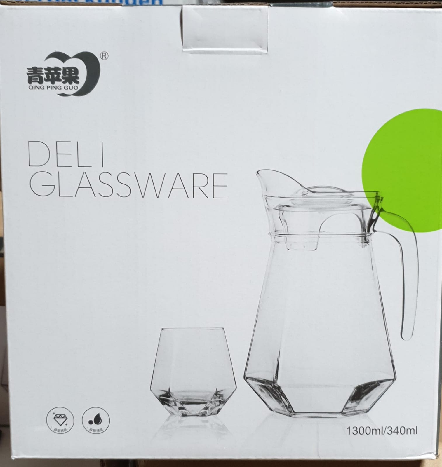 WASSERKURG MIT GLÄSER